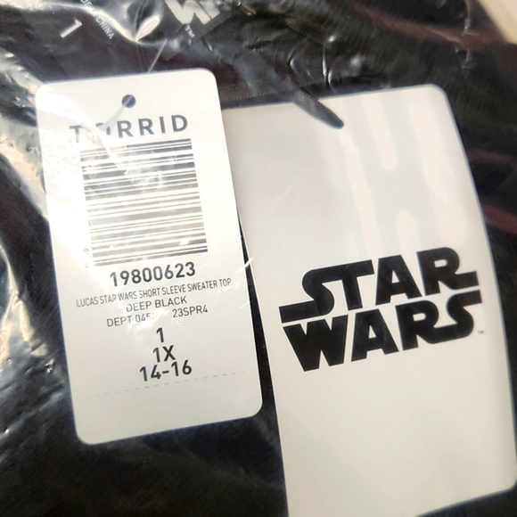 ❤️NWT VINTAGE TORRID SWEATER STAR WARS LOGO LUKE LEIA SHORT SLEEVES EMBROIDERED - Picture 5 of 16